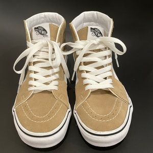 Women’s High Top Vans